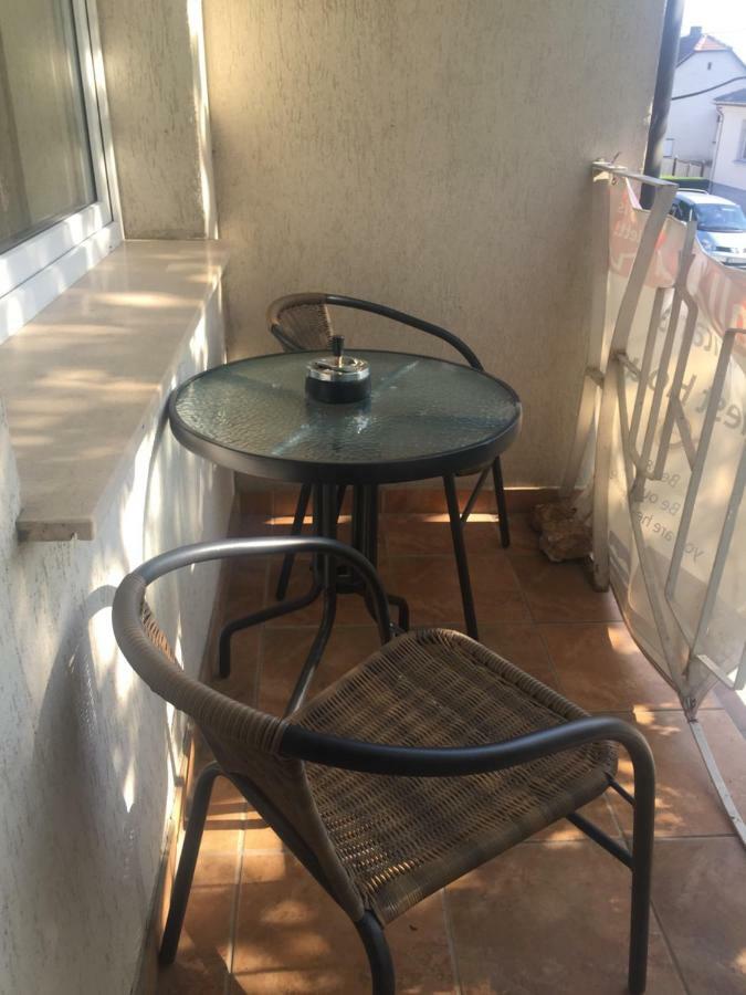 Apartman-Donau Tát Exterior foto